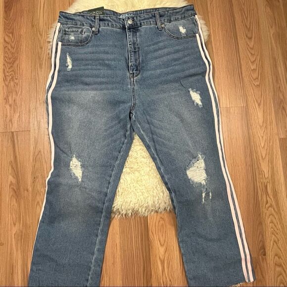 Wild Fable High Rise Kick Flare Jeans 18 NWT - Picture 2 of 5